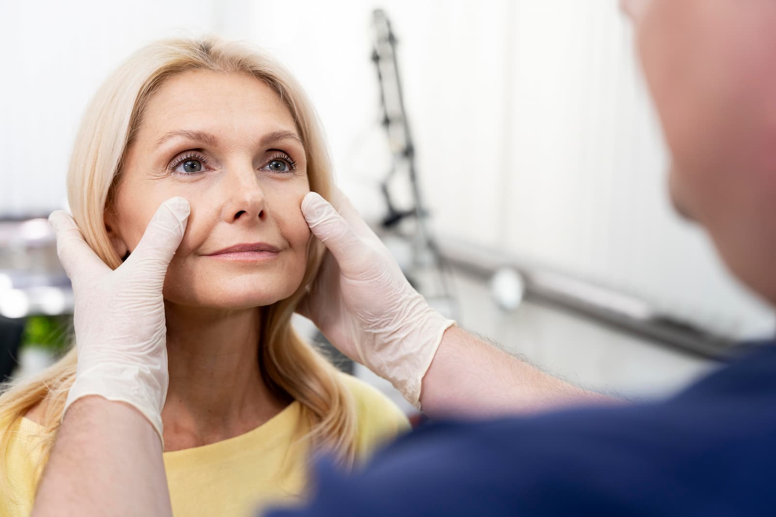close-up-doctor-checking-patient (1)